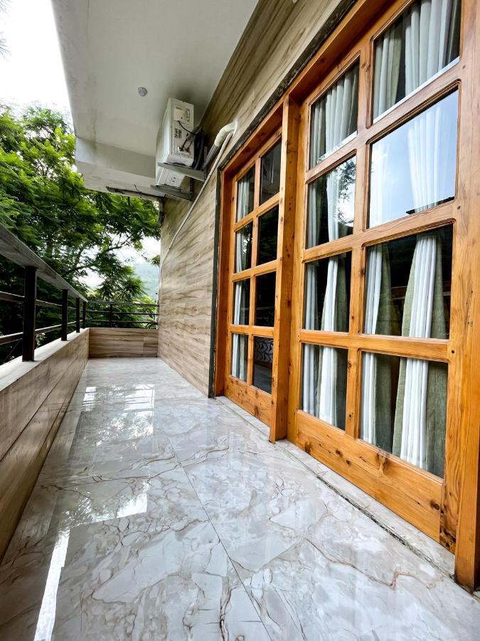 The Wild Yak Hotel Mandi Exterior photo
