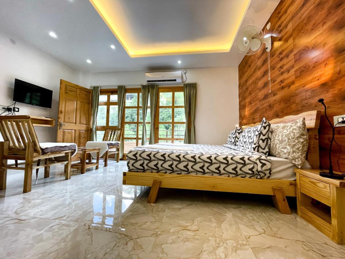 The Wild Yak Hotel Mandi Exterior photo