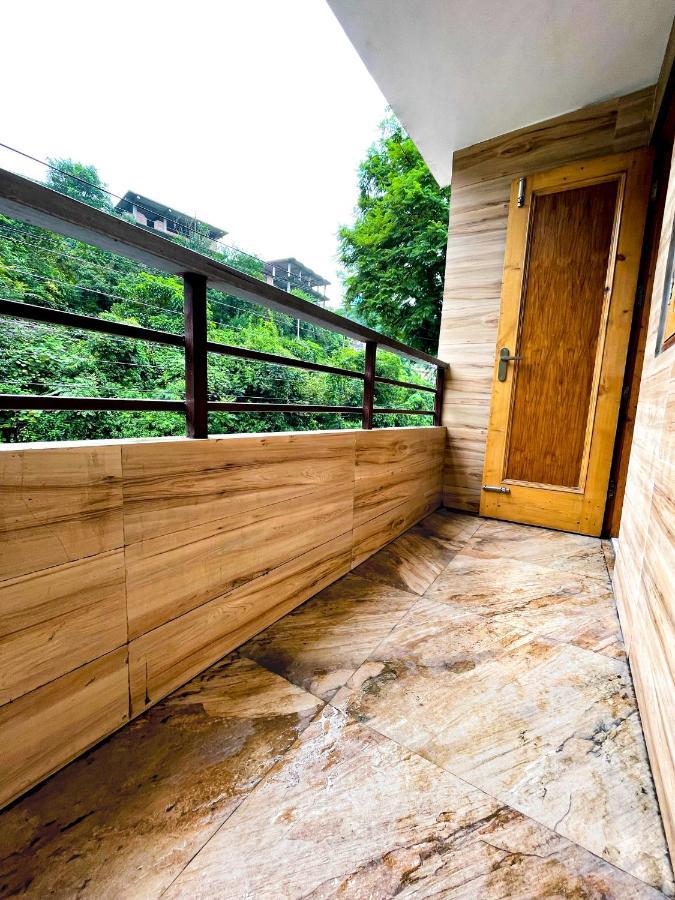 The Wild Yak Hotel Mandi Exterior photo